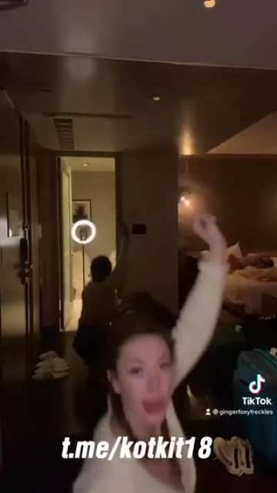 So fucking hot