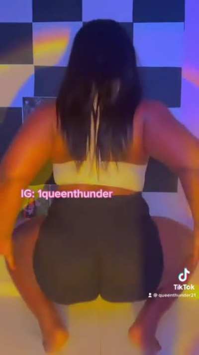 Queen Thunder 🔥 (@1qu<wbr>eenth<wbr>under<wbr>)