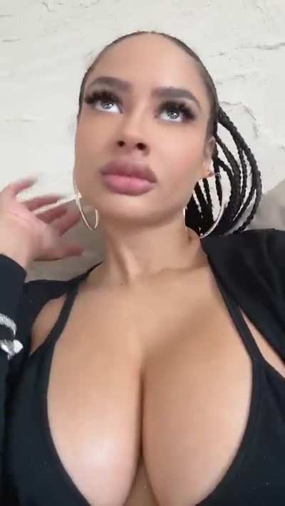 Goddess Tori