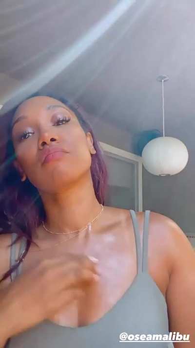 Candice Patton