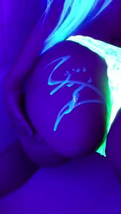 Glownwild