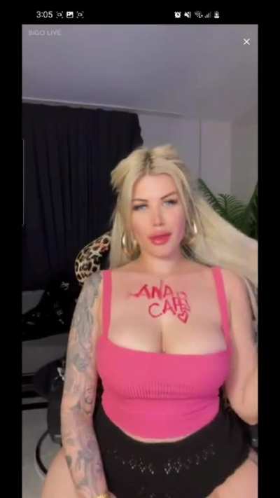 hot dancing Diva nude
