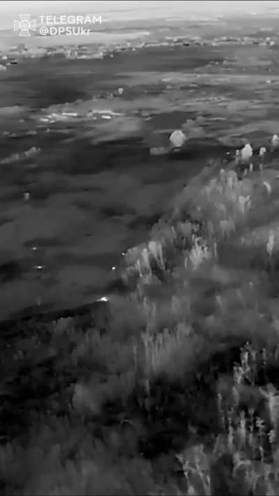 Ukrainian border guards in the Kherson region use drone dropped grenades at night to destroy 6 Russian vehicles