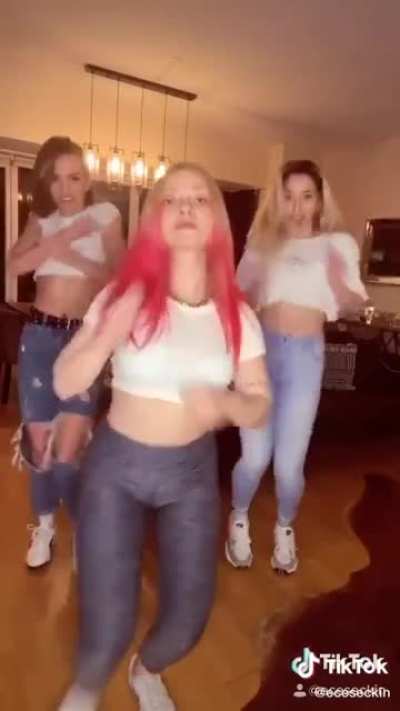 Ece Seçkin