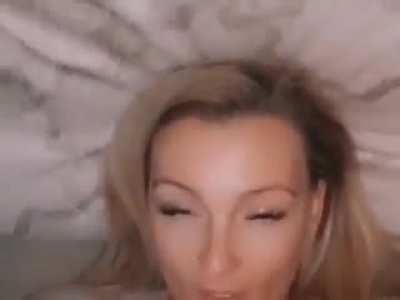 shower tits