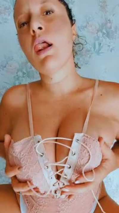 Do you want to cum on my tits today?💦💦 Exclusive and spicy content in my VIP ACCOU<wbr>NT.🔥🔥<wbr>Sexti<wbr>ng🔥Cu<wbr>stom🔥<wbr>JOI🔥V<wbr>C🔥RAT<wbr>E🔥And more... ⬇️LINKS BELOW⬇️