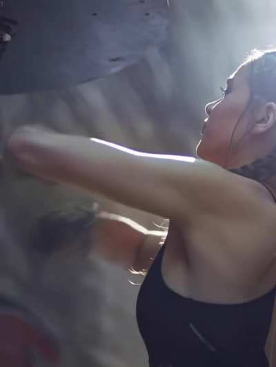 Hailee Steinfeld
