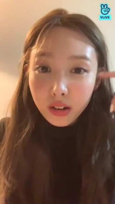 Nayeon hands-free