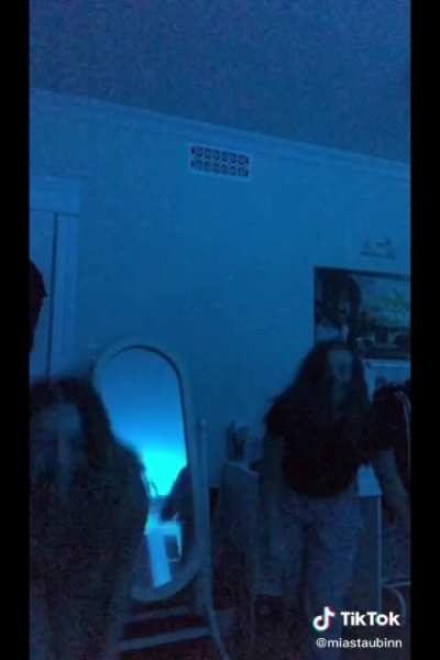 A successful TikTok pantsing