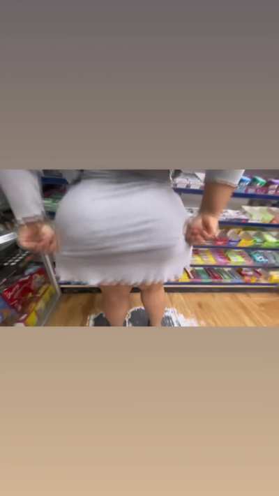 Another video in public for you guys 🥴