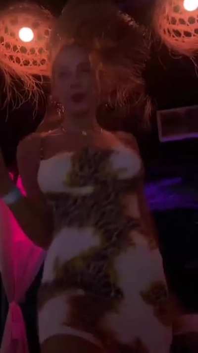 Ester Exposito