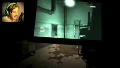 Pewds outlast spoop