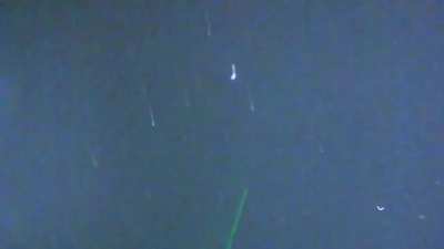 UFO performs sharp maneuver after laser pointer directly hits craft, Big Bear Lake, California