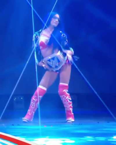 Sasha Banks Dropping It Low On The Stage