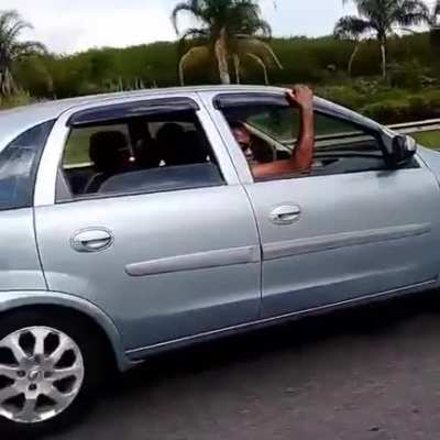 Brasil sendo Brasil como sempre kkkk