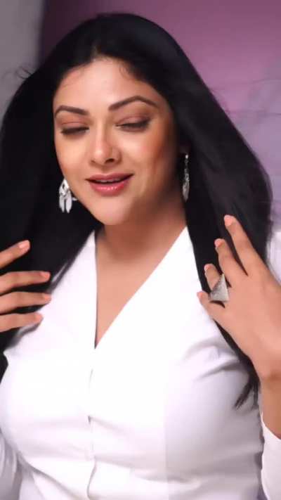 Abhirami 😋