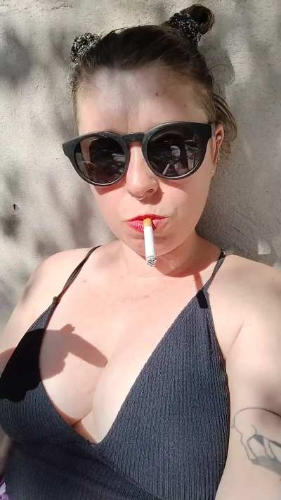Lipstick in the pool, a cigarette, and your erection
