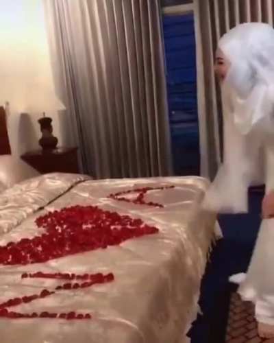 Alt tarafı sikiş<wbr>eceks<wbr>iniz o da 5 dakika sürecek. Ne bu tavırlar aq