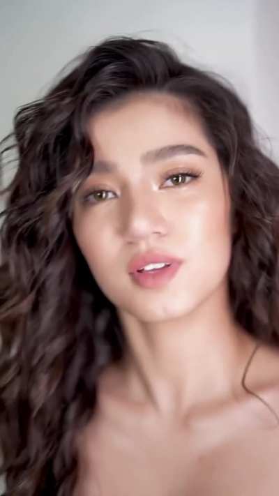 Belle Mariano