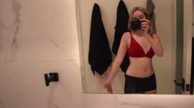 Sexy Carly 2