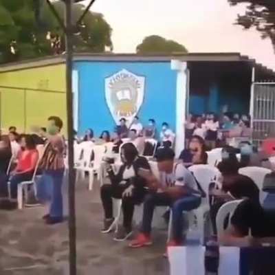 Apresentação de Ghostemane na Escola