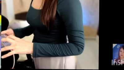 Krutika plays showing her assets 🤤🤤