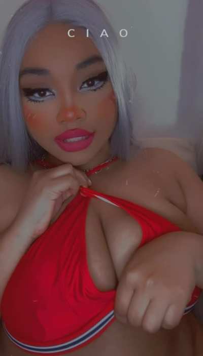 Your Blasian GF might need a bigger bikini top🥺😅 oc