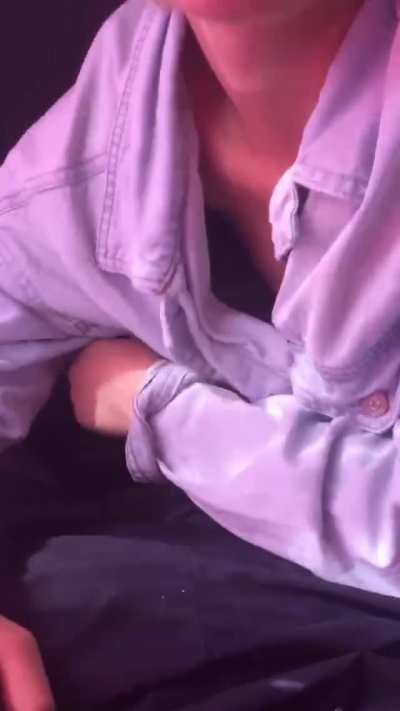 Bus friends [GIF]