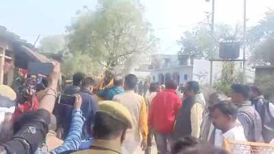 Up police kidnapping the father of dalit girl inorder to stop him from talking to the media.