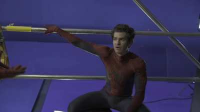 Andrew Garfield video in 4K quality provided by spider-fan.1962