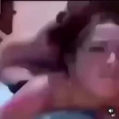😳