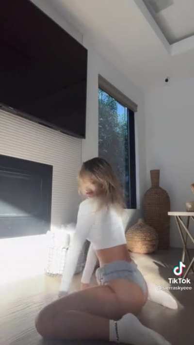TikTok Booty