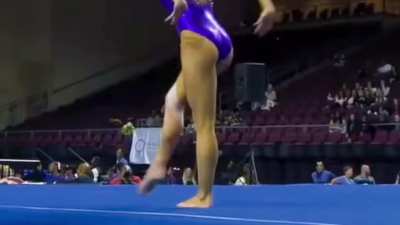 Per Request: Kennedi Davis University of Washington gymnastics 💜🤍💜🤍🔥🤸🏼‍♀️