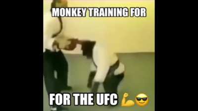 😱