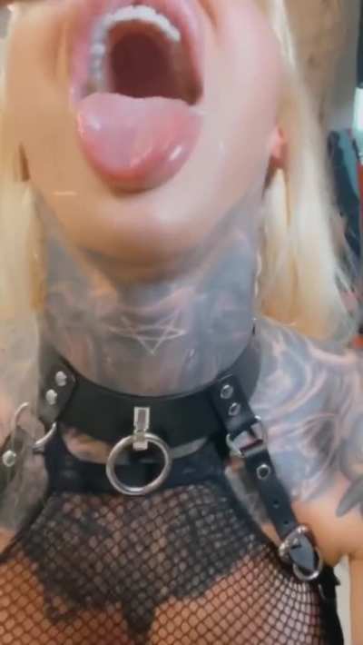 Tgirls Emy Lee & Viper cum for eachother