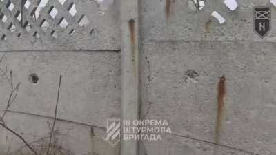Headcam footage from Ukrainian soldiers of the 3rd Assault Brigade fighting Russians in a village near Avdiivka