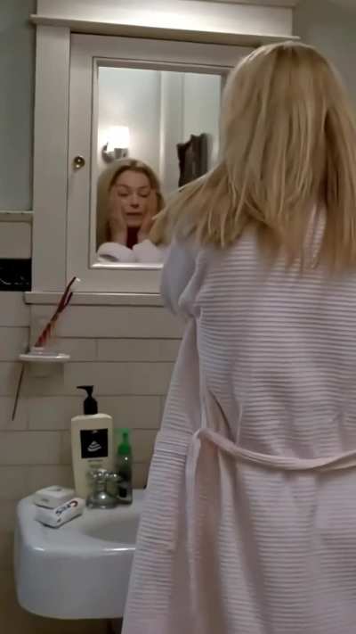 Charlotte Ross - NYPD Blue (S10E16)