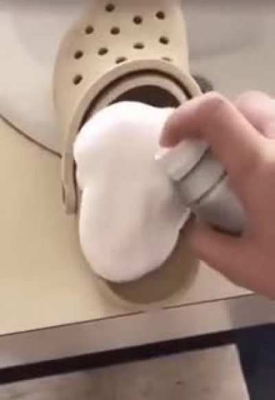 Weird croc experiment