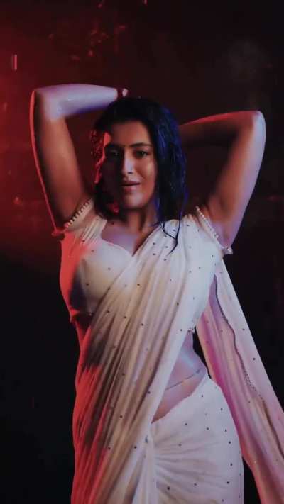 Rashi Singh 😍