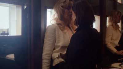 Heida Reed , Sara Dögg Ásgeirsdóttir in Stella Blomkvist (2017)
