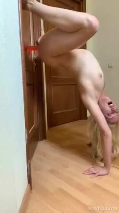 “You’re so flexible Lauryn! It’s insane!” I hear my voice say against my will. My pervert uncle possessed me at a family gathering! Acting normal until everyone left, he rushed back to my apartment and made me do this! Help me, please! My roommate will be