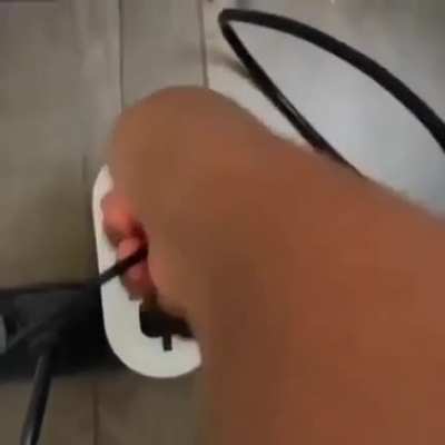 😮