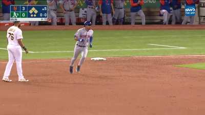 [Highlight] [Highlight] Eduardo Escobar hits a first pitch meatball for his first career Grand Slam to put the Mets up 7-0 over the A's.