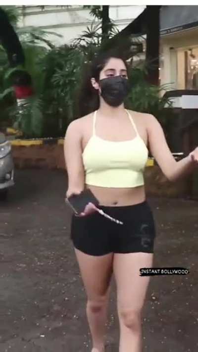 Janvi 😍 💦