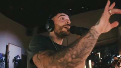 Jon Bellion making the song Simple and Sweet for Nigeria. This is wholesome.