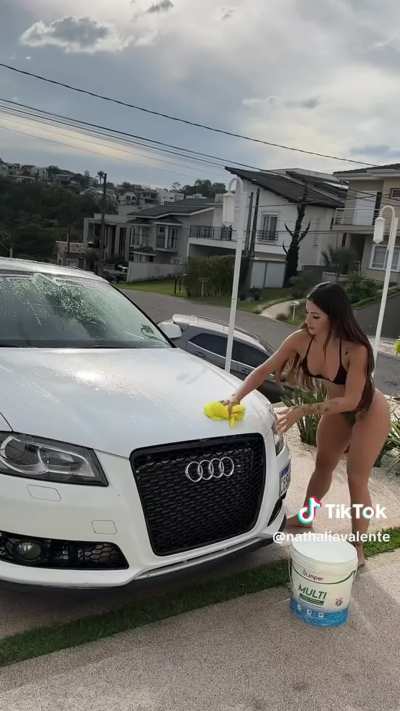 Nathalia Valente