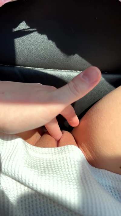 Sometimes I get so horny in public I can't help but touch my pussy in my car 🙈