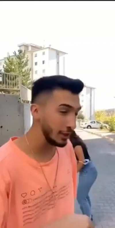 Hep kadına şiddet gösteriyorsunuz erkeğe şiddet de var w/Takedown