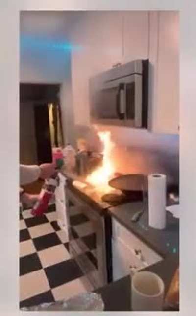 UuuuuaaaaaAaaaaaaaAaa