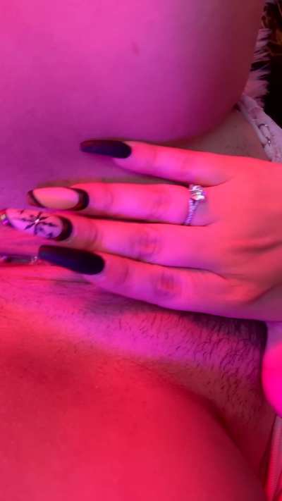 Taste my milf pussy on your tongue